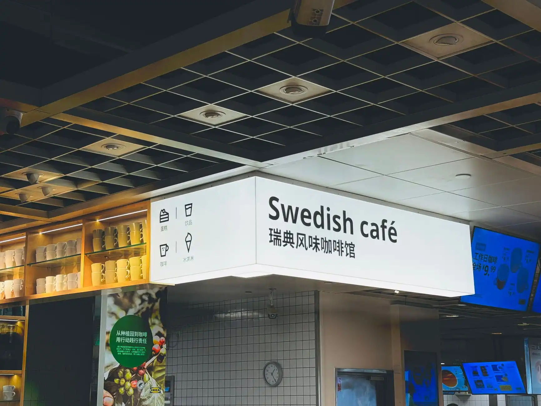 解析仓储货架选型要点：提升工厂物流中心空间利用率的关键策略